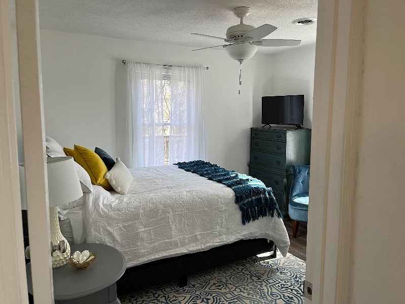 Furnished Finder property 401177_2 photo 8