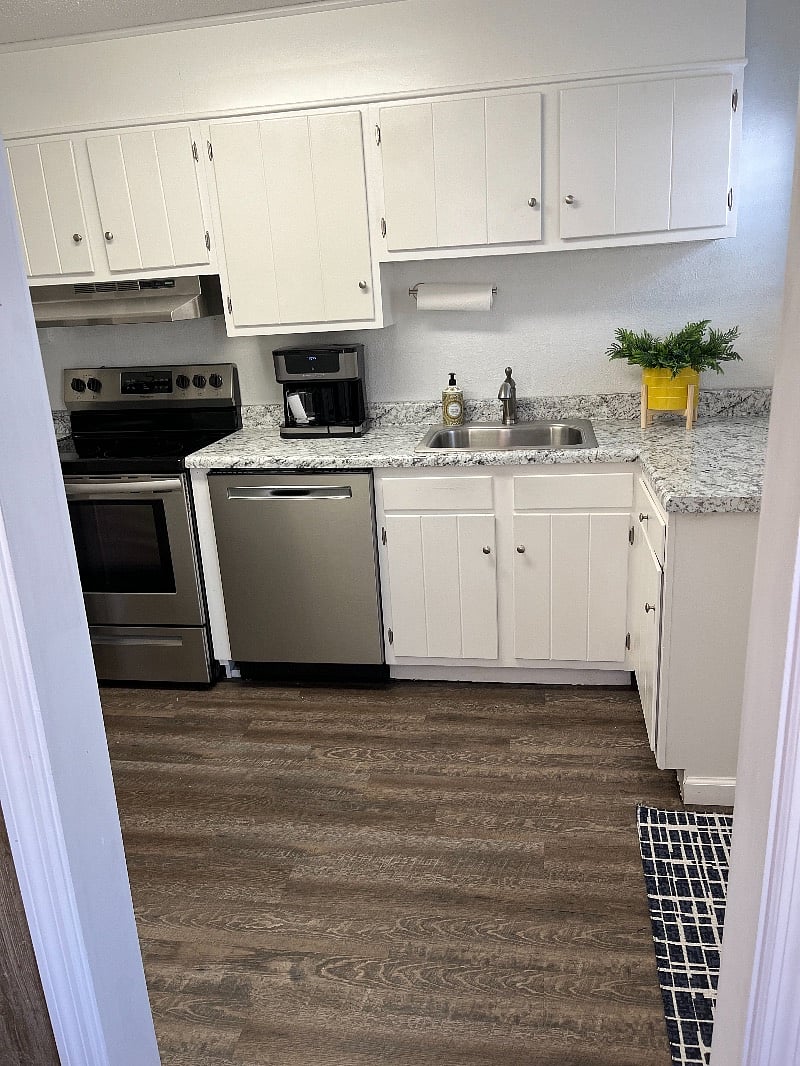 Furnished Finder property 401177_2 photo 10