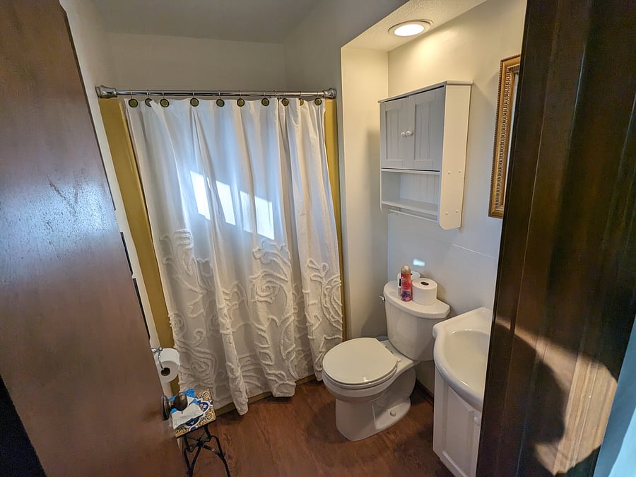 Furnished Finder property 401231_1 photo 2