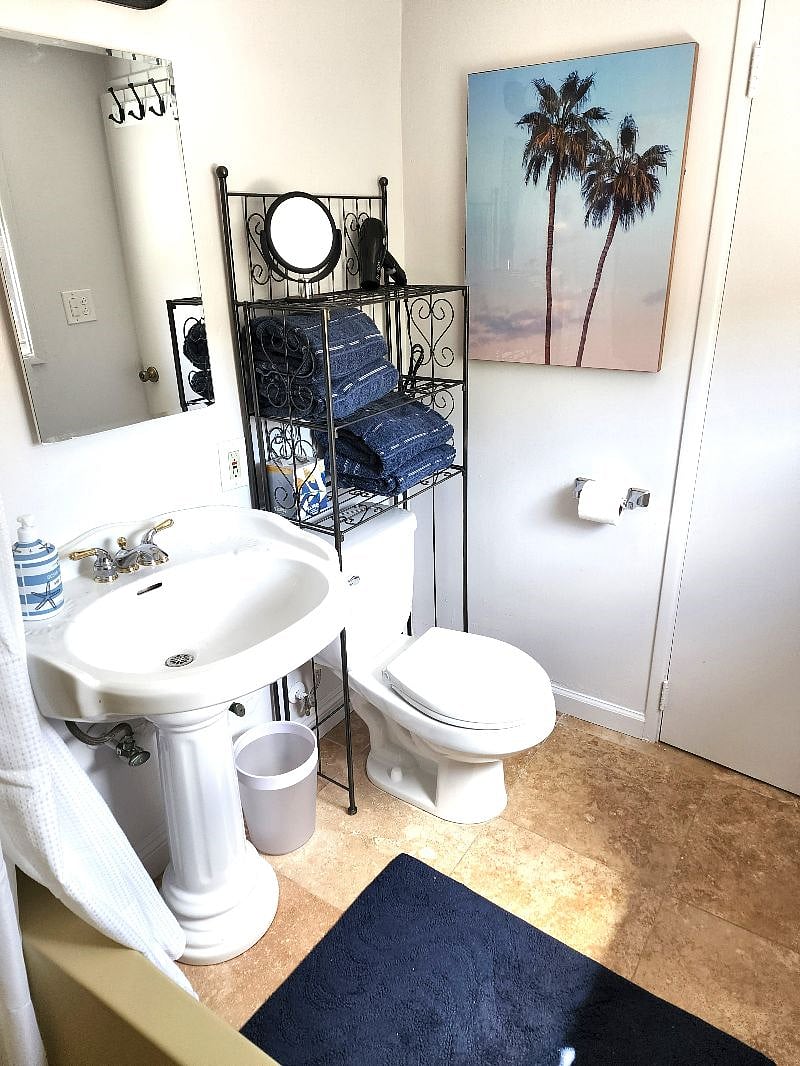 Furnished Finder property 401257_1 photo 18