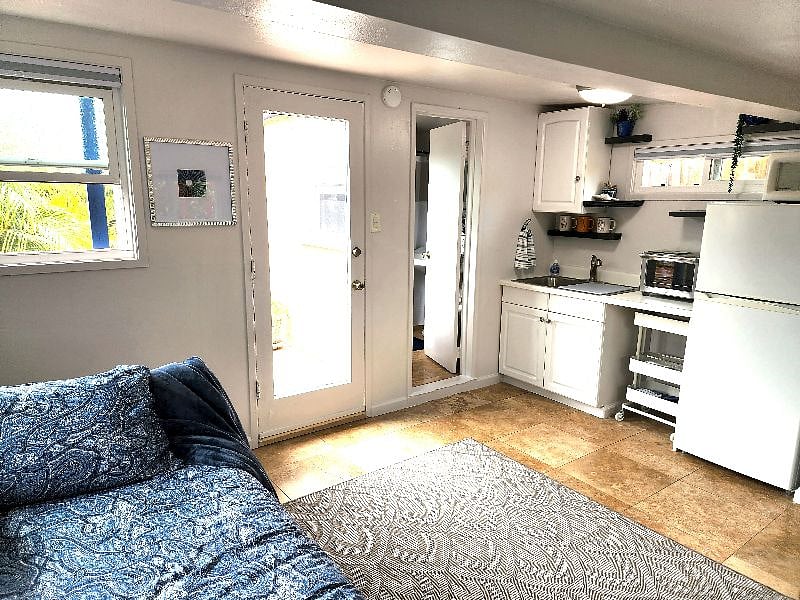 Furnished Finder property 401257_1 photo 11