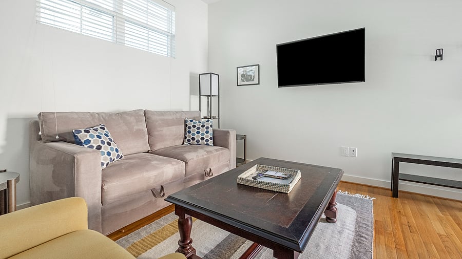 Furnished Finder property 401280_3 photo 5