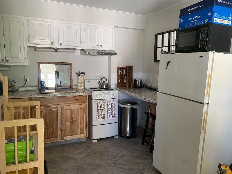 Furnished Finder property 401312_1 photo 12