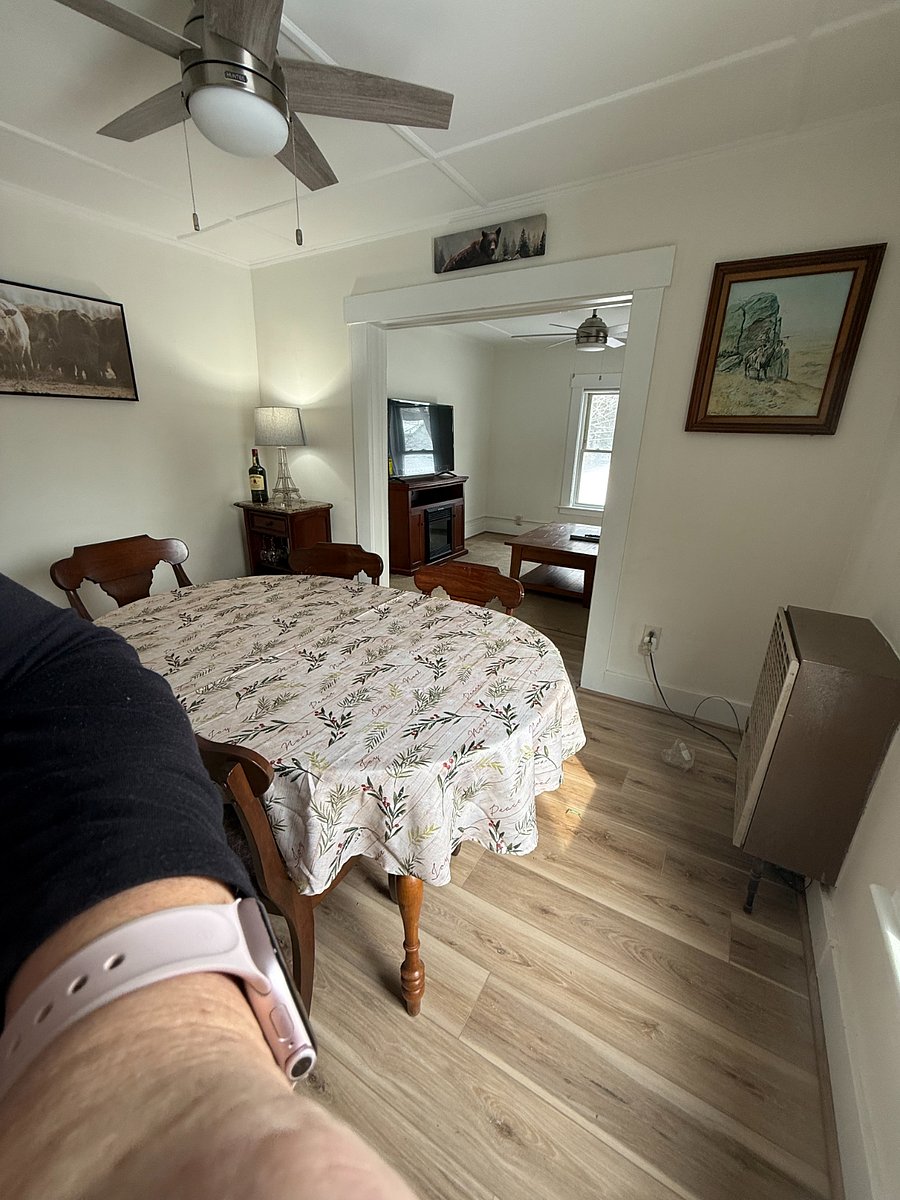 Furnished Finder property 401312_1 photo 3