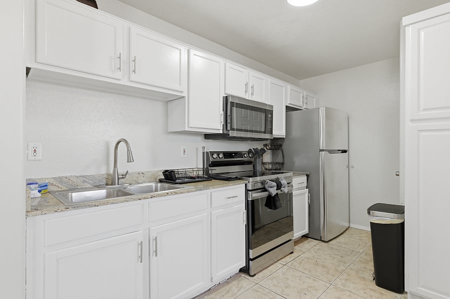 Furnished Finder property 401344_1 photo 3