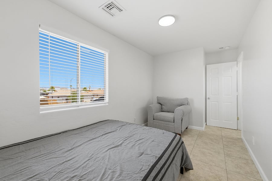 Furnished Finder property 401344_1 photo 15