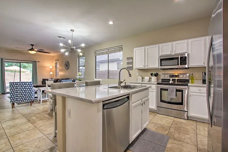 Furnished Finder property 401357_1 photo 3