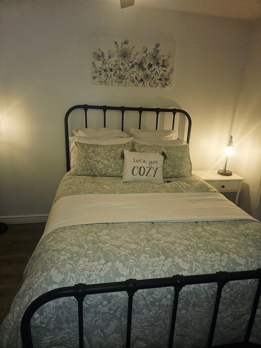 Furnished Finder property 401363_1 photo 14