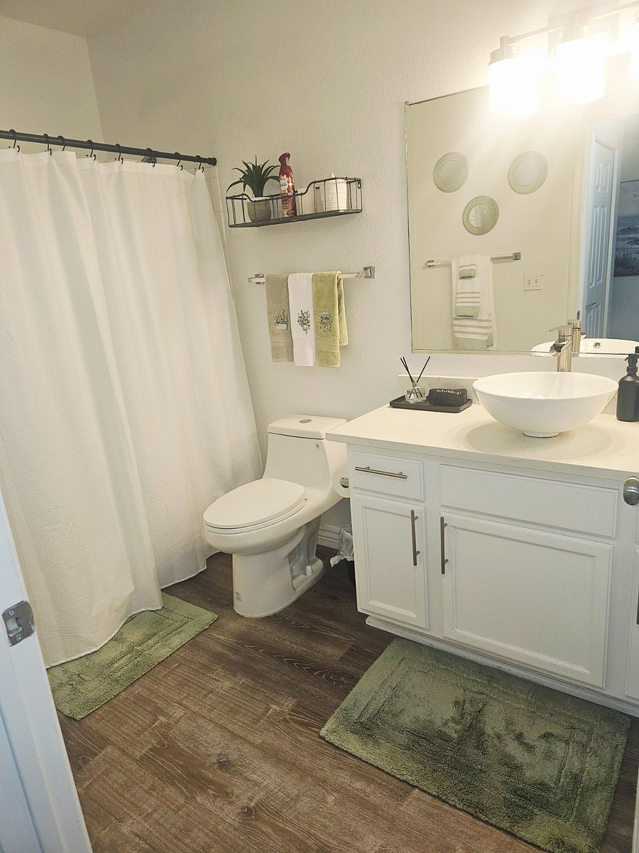 Furnished Finder property 401363_1 photo 15