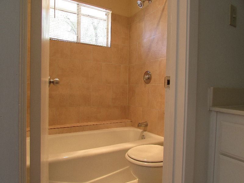Furnished Finder property 401396_1 photo 5