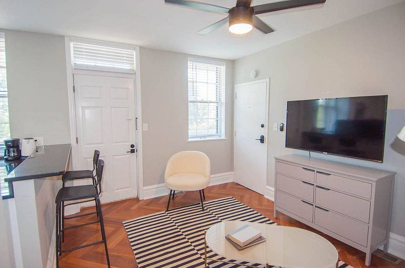 Furnished Finder property 401411_2 photo 3