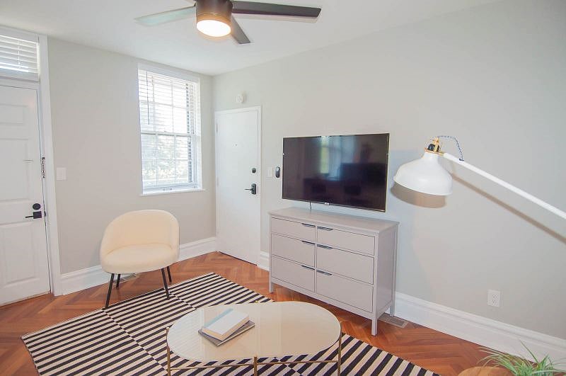 Furnished Finder property 401411_2 photo 4