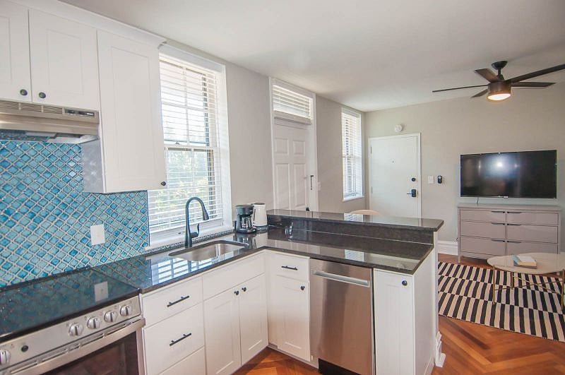 Furnished Finder property 401411_2 photo 8