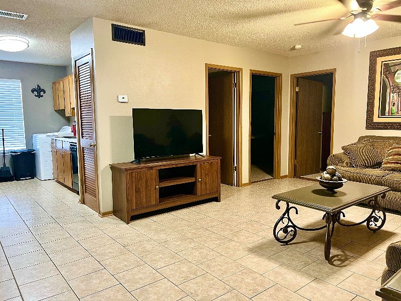 Furnished Finder property 401417_1 photo 11