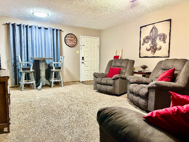 Furnished Finder property 401417_2 photo 6