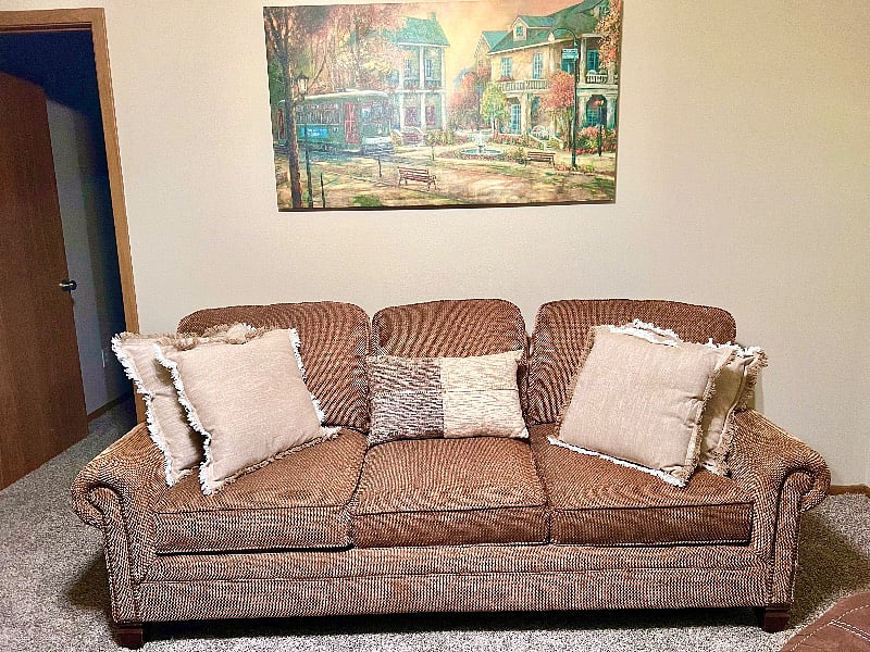 Furnished Finder property 401417_4 photo 9