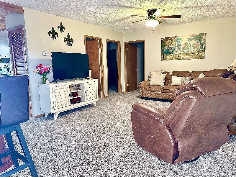 Furnished Finder property 401417_4 photo 7