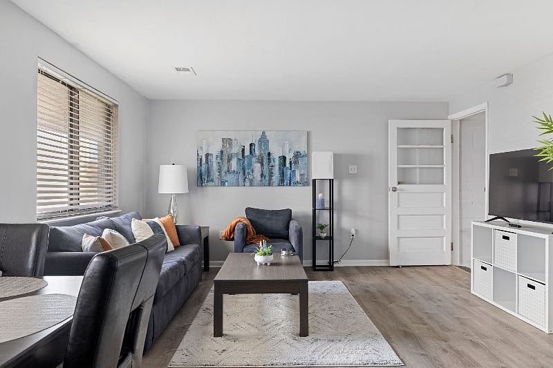 Furnished Finder property 401433_1 photo 9