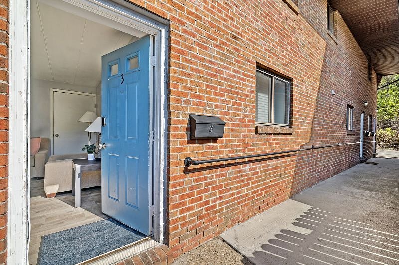Furnished Finder property 401433_3 photo 3