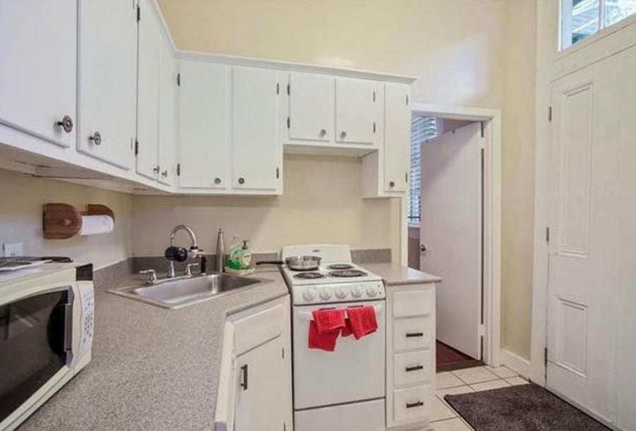 Furnished Finder property 401435_1 photo 7