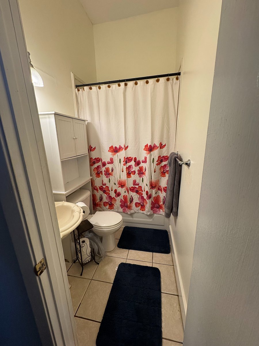 Furnished Finder property 401435_1 photo 14