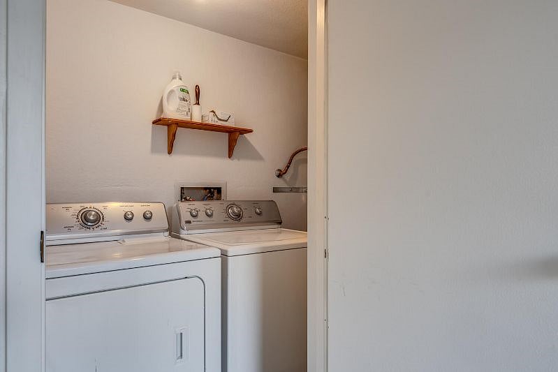 Furnished Finder property 401450_1 photo 8