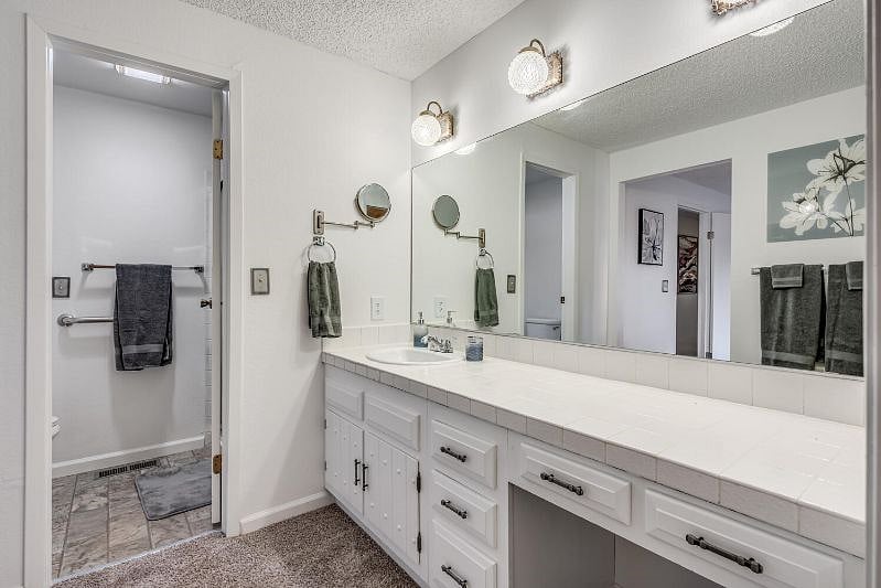 Furnished Finder property 401450_1 photo 14