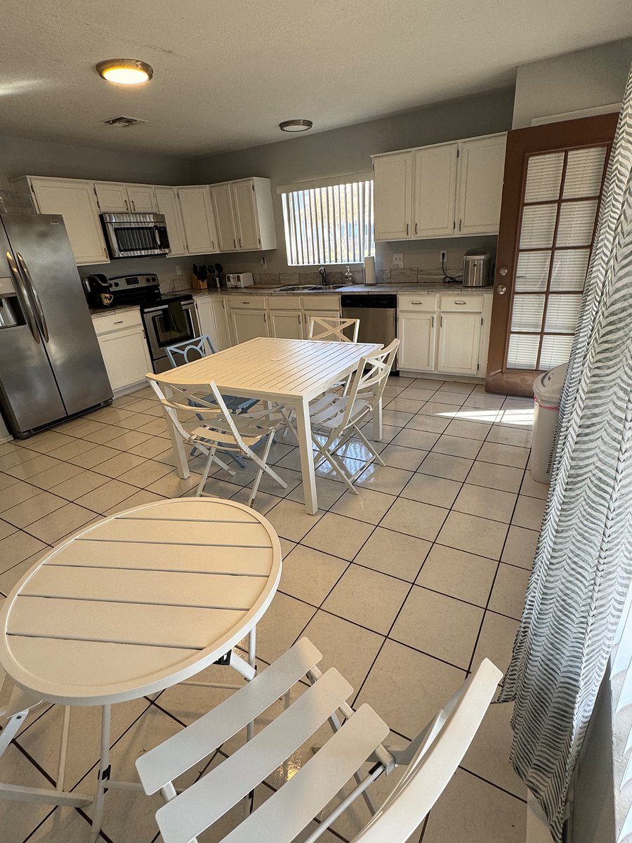 Furnished Finder property 401503_1 photo 11