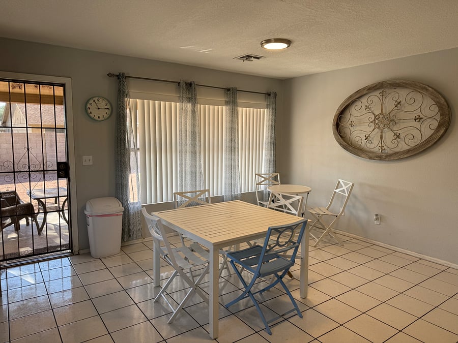Furnished Finder property 401503_1 photo 12