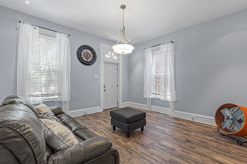 Furnished Finder property 401550_1 photo 7