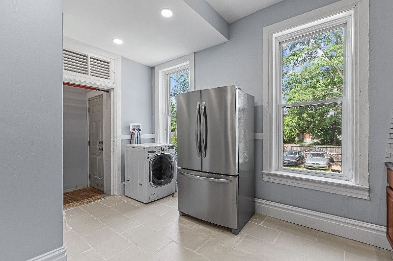 Kitchen with Washer And Dryer