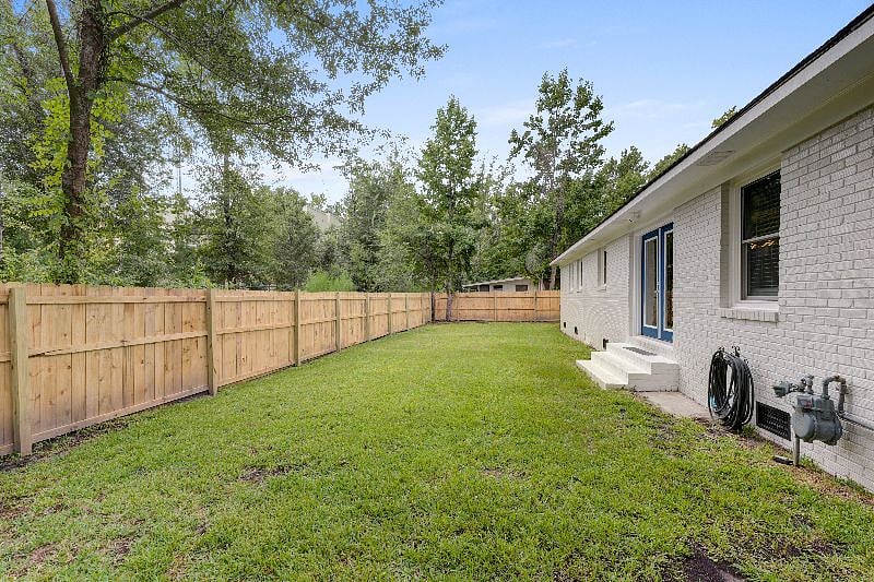 Furnished Finder property 401579_1 photo 11