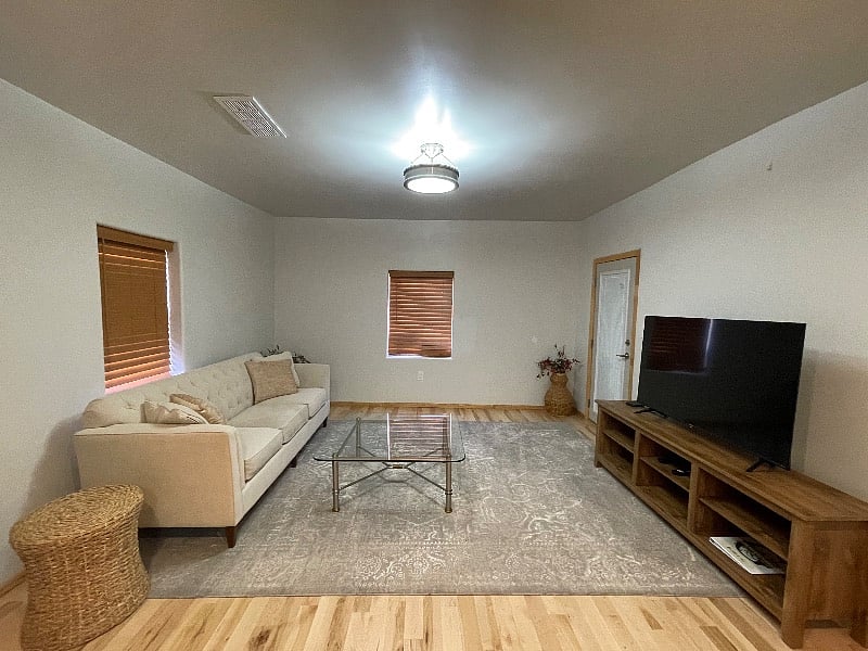 Furnished Finder property 401599_1 photo 11