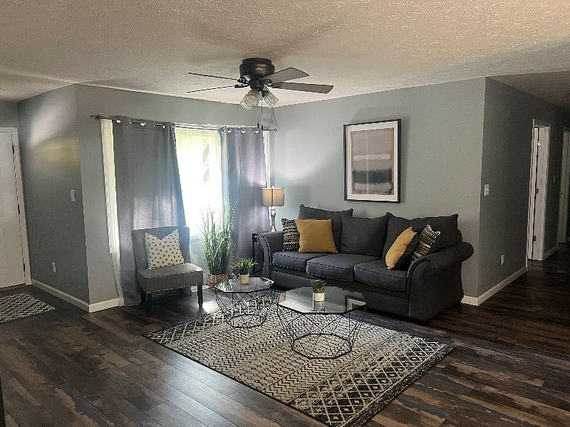 Furnished Finder property 401609_1 photo 3