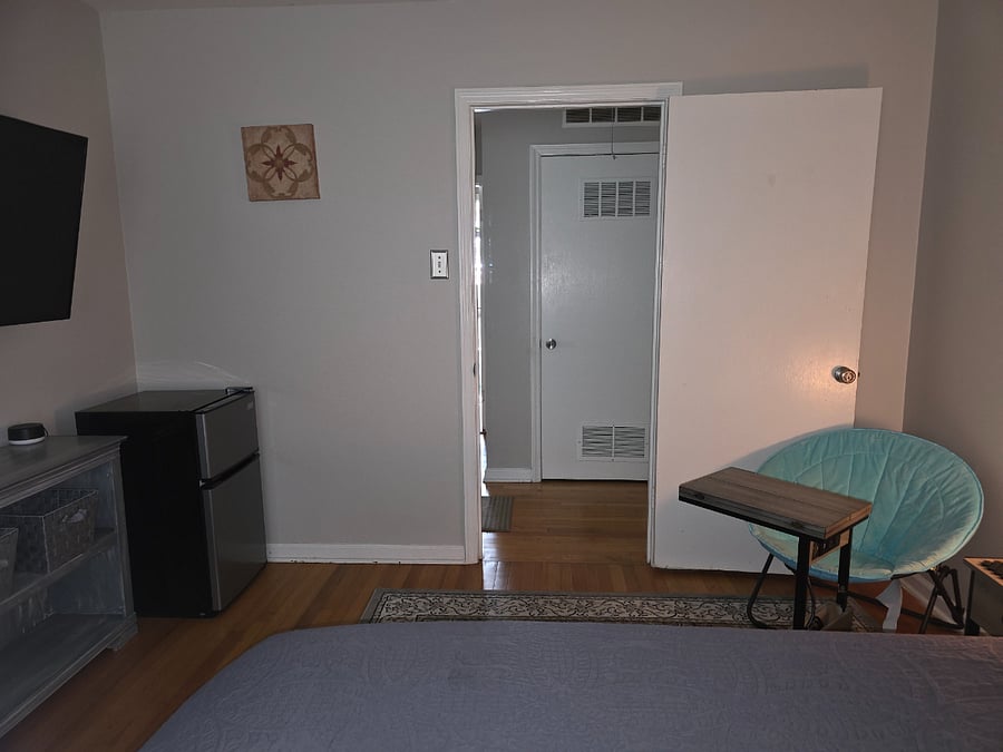 Furnished Finder property 401617_2 photo 3