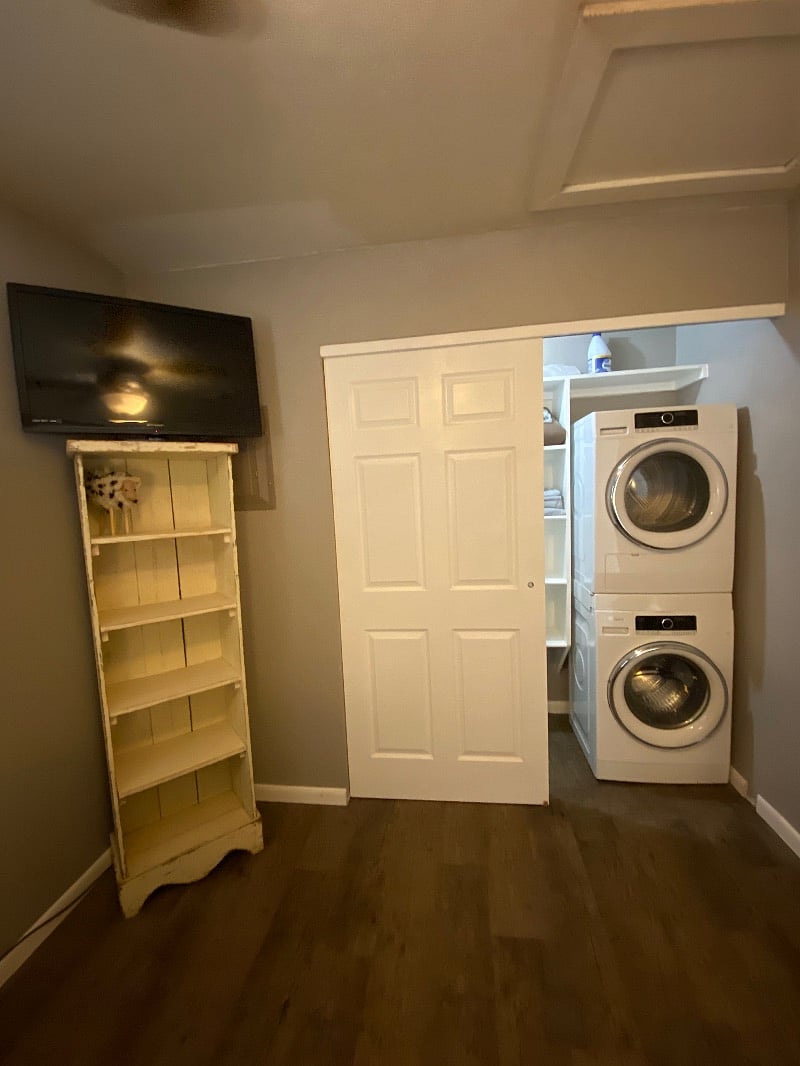 Furnished Finder property 401650_1 photo 13