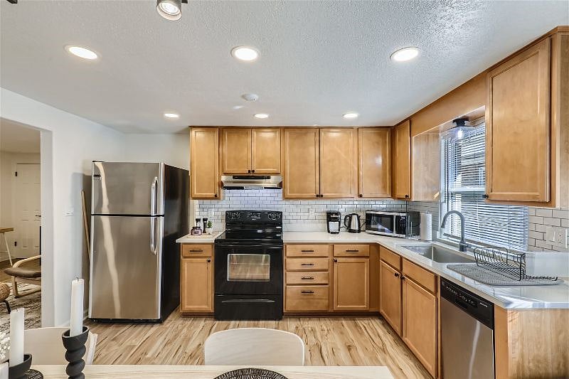 Furnished Finder property 401766_1 photo 11