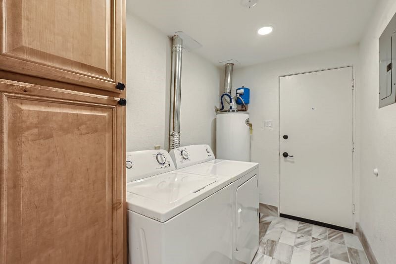 Furnished Finder property 401766_1 photo 23