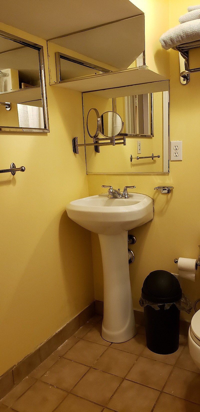 Furnished Finder property 401771_1 photo 24