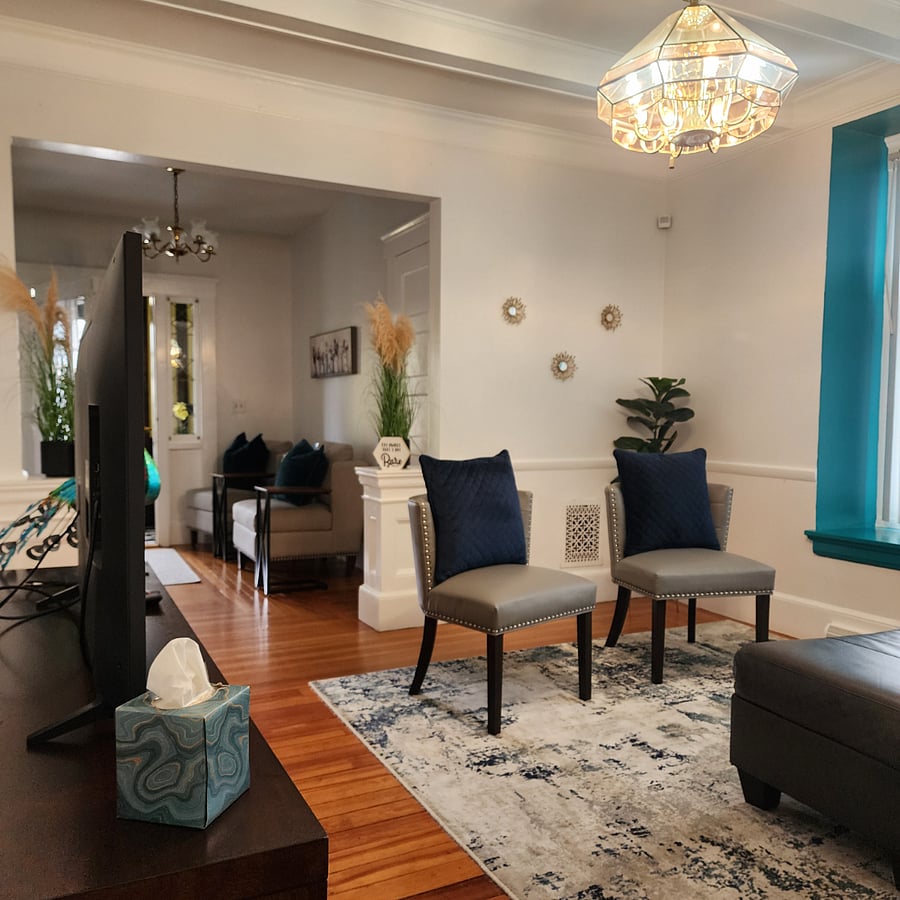 Furnished Finder property 401792_5 photo 9