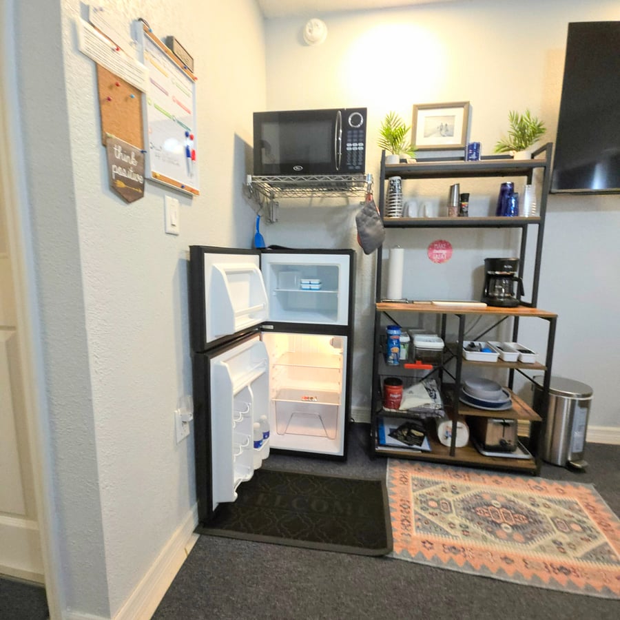 Furnished Finder property 401797_1 photo 18