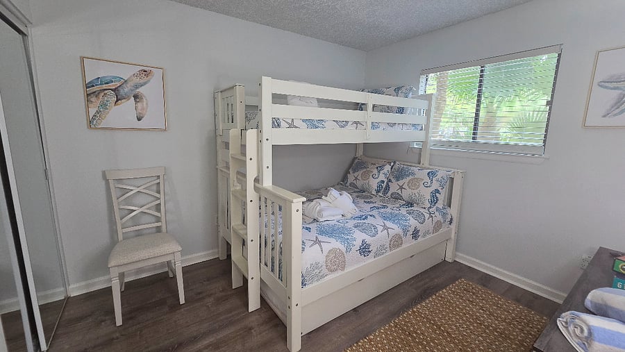 Furnished Finder property 401802_1 photo 8