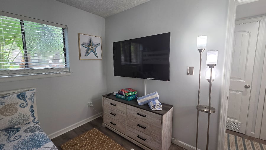 Furnished Finder property 401802_1 photo 9