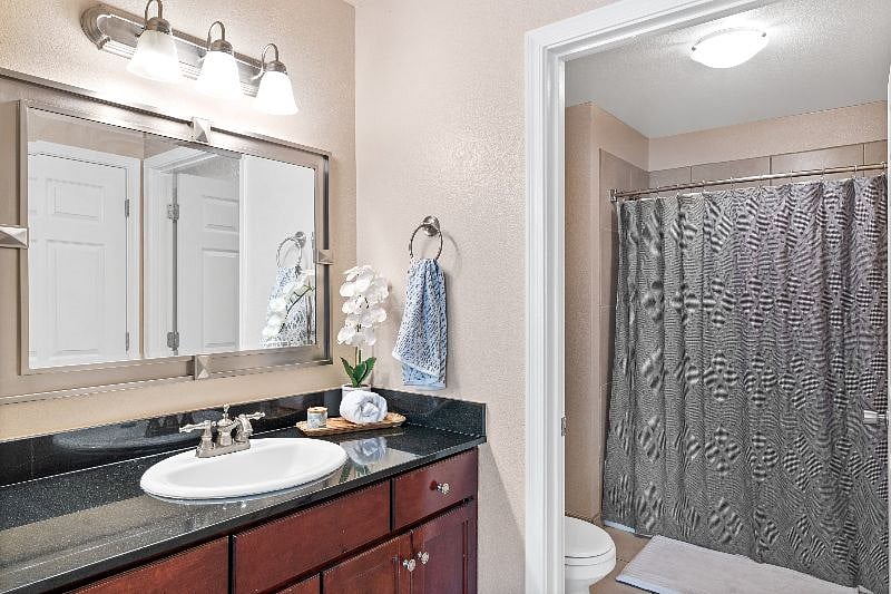 Furnished Finder property 401816_1 photo 13