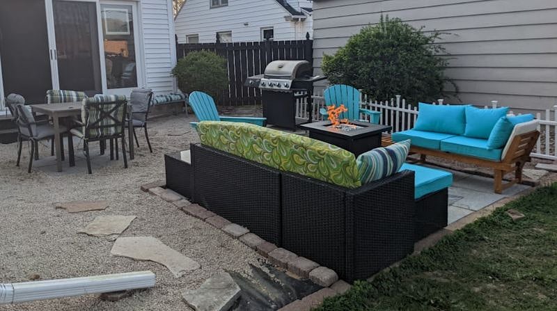 Backyard Patio with Fire pit and gas Grill