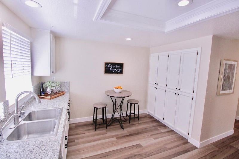 Furnished Finder property 401839_1 photo 5