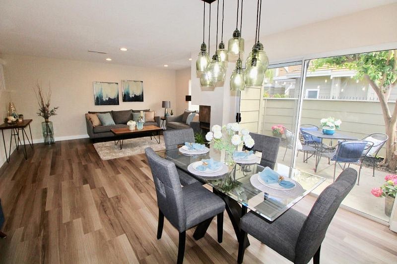 Furnished Finder property 401839_1 photo 8