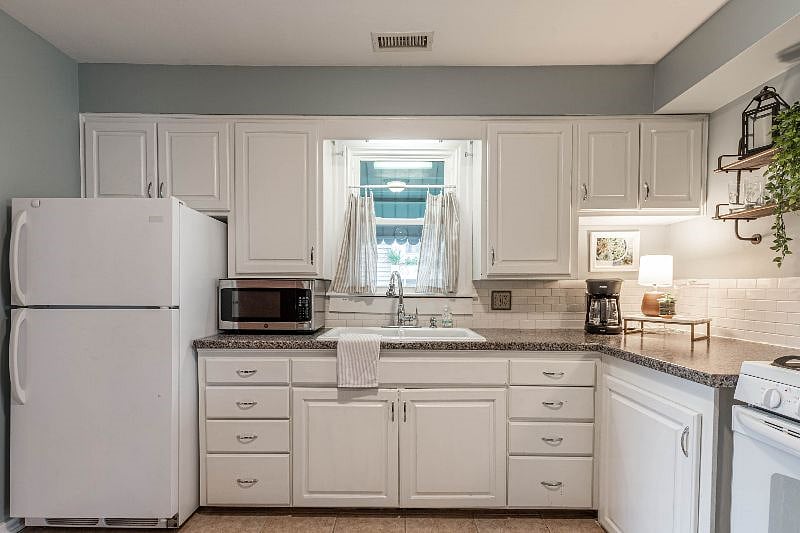 Furnished Finder property 401840_1 photo 9