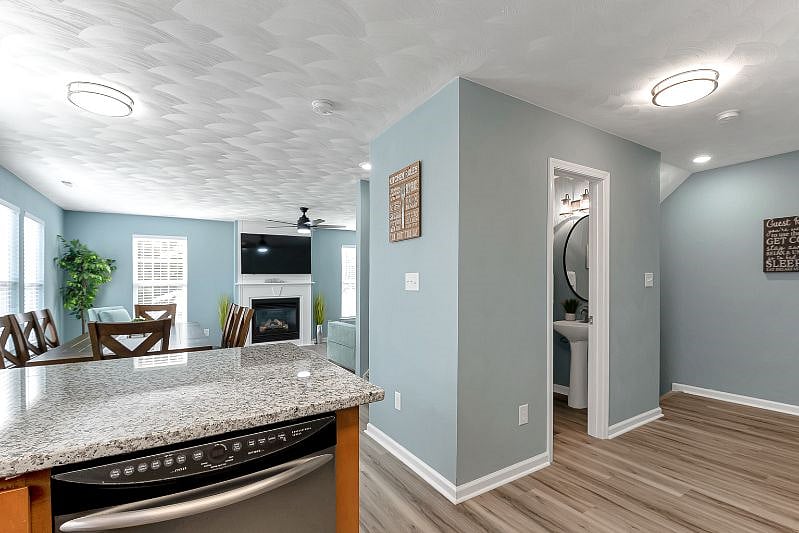 Furnished Finder property 401845_1 photo 8