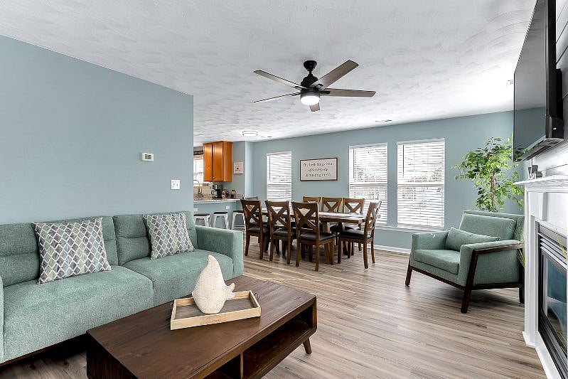 Furnished Finder property 401845_1 photo 16